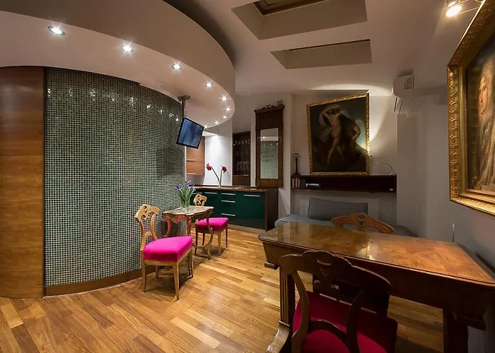 Main Square With Terrace & Air Condition 아파트