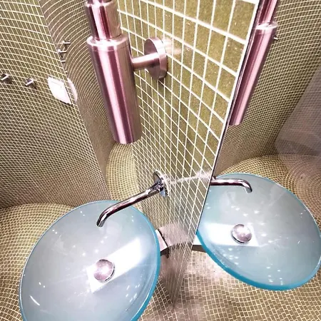 公寓 Main Square With Terrace & Air Condition